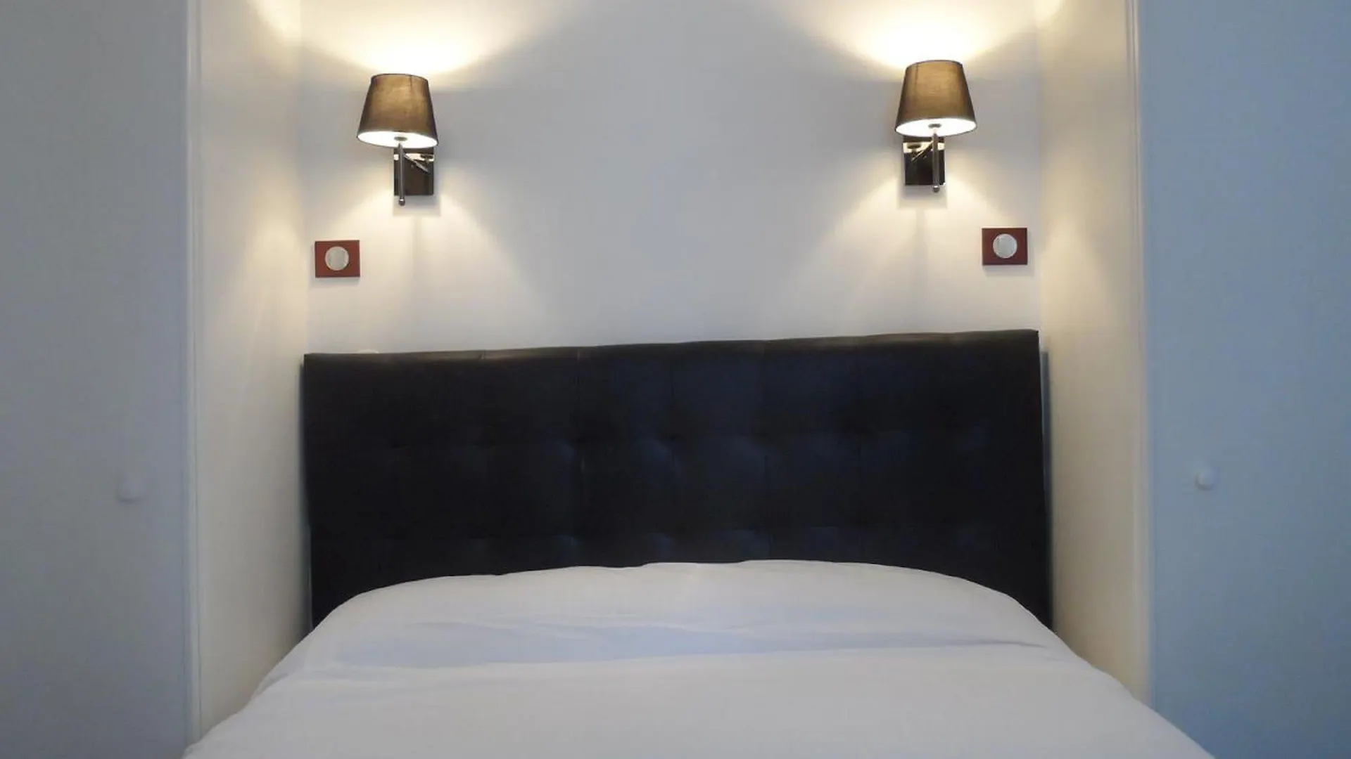 Prince Monceau Paris 2*,