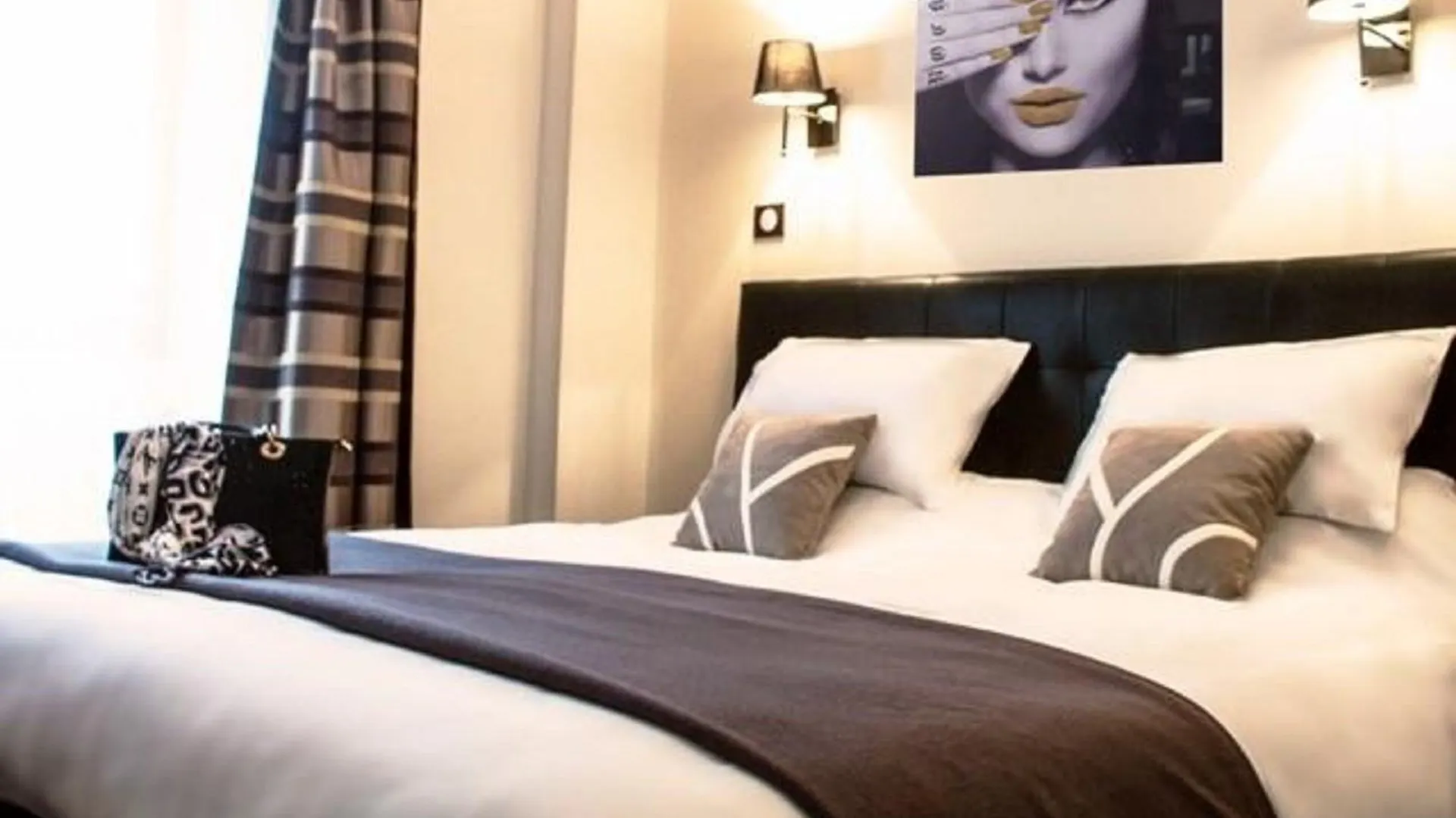 Hotel Prince Monceau Paris