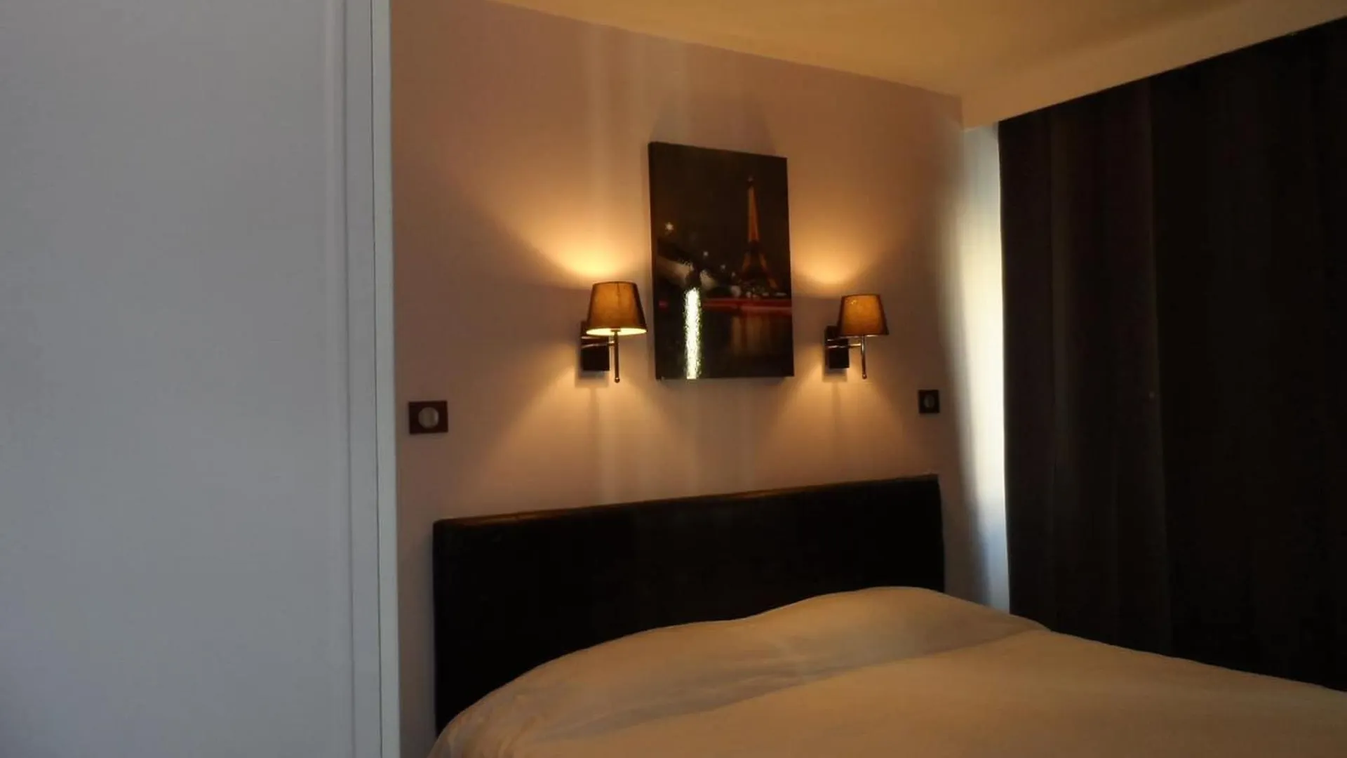 Hotel Prince Monceau Paris